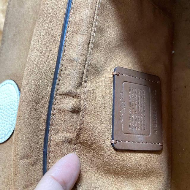 กระเป๋าcoach มือสองสภาพดี 6