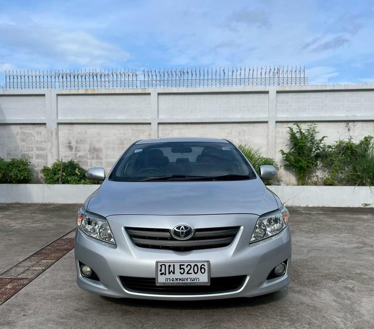 รหัสรถ AP5206 toyota altis รุ่น 1.8 E ปี 2010 สีบรอนซ์เงิน