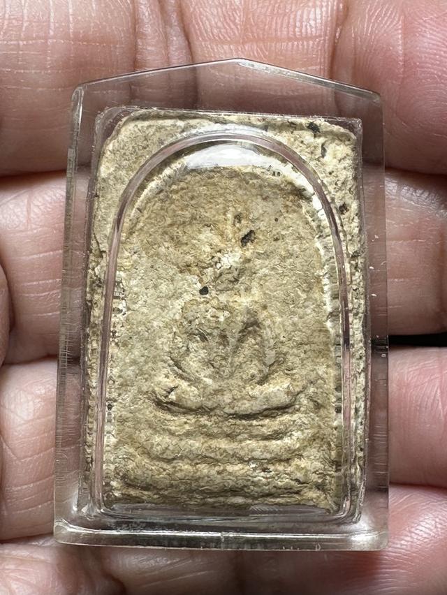 พระสมเด็จเนื้อเก่าๆ ไม่ทราบที่