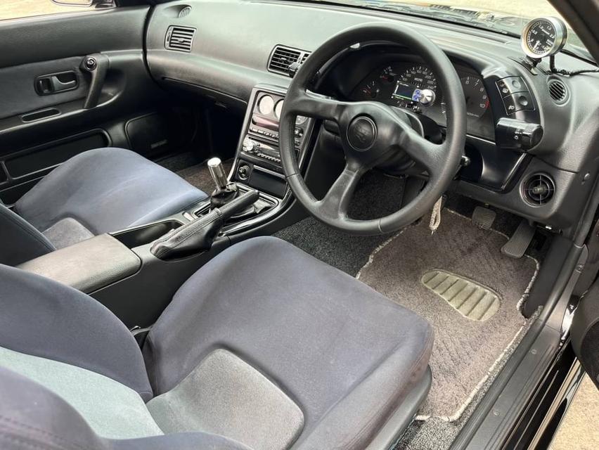 Nissan Skyline GT-R R32 แท้ (BNR32) สีดำ เนียนๆ คลีนๆ