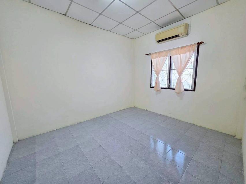 บ้าน ทาวเฮาส์ 27 ตรว. หมู่บ้านมณีรัตน์ 1 6