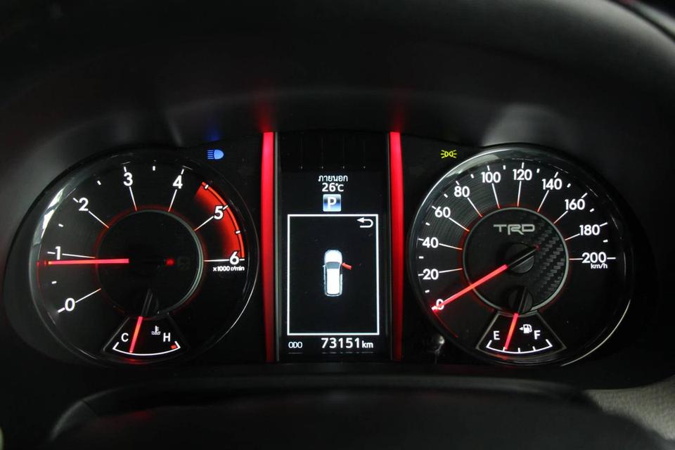 Toyota Fortuner 2.8TRD 4WD  12