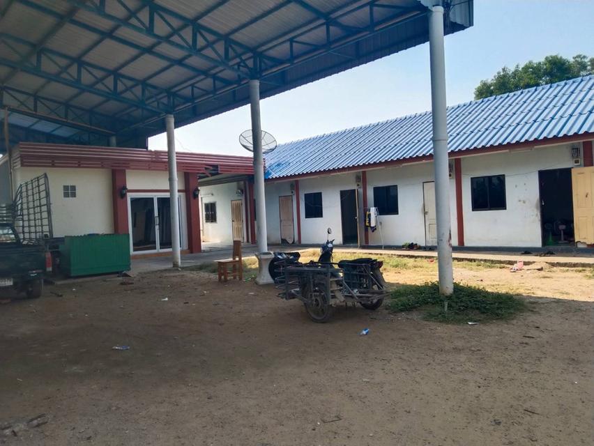 ขายที่ดิน 208ตารางวา พร้อมสิ่งปลุกสร้าง ต.คลองสาม 3