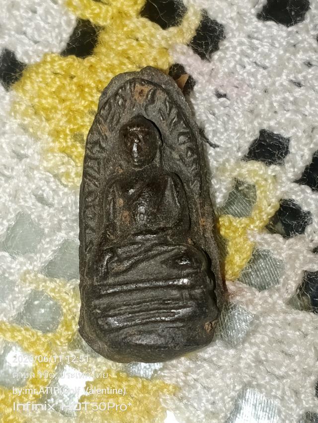 พระรอด ลำพูล กรุวัดมหาวัน