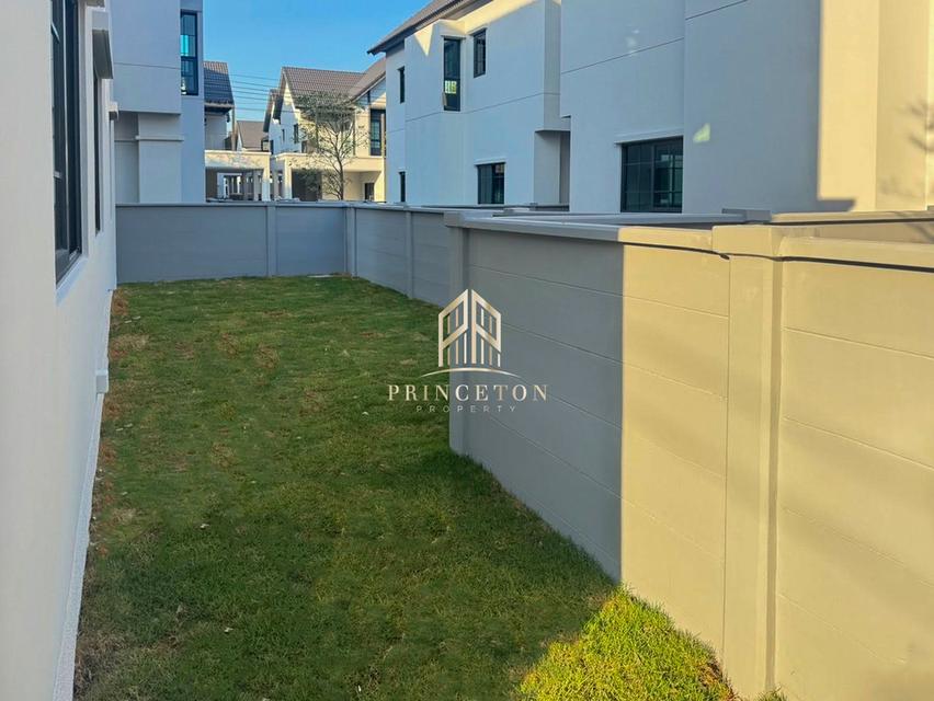 House For Sale or Rent CENTRO Bangna 13