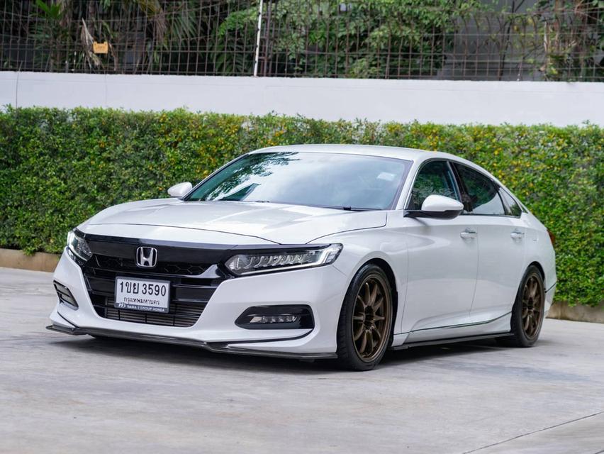 Honda Accord 1.5 Turbo EL 2021 รถสวยใช้น้อยมาก ไมล์ 15,770 km.น้อยสุดในตลาด เหมือนได้รถใหม่ คุ้มๆๆ