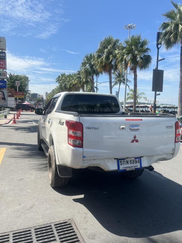 รถกระบะมือสองสี่ประตูยกสูง 350000 บาทพร้อม โอนเล่มหรือจะให้ไฟแนนซ์มาจัดสินเชื่อก็ได้ขายราคา 350,000 บาทถ้วน รูปที่ 5