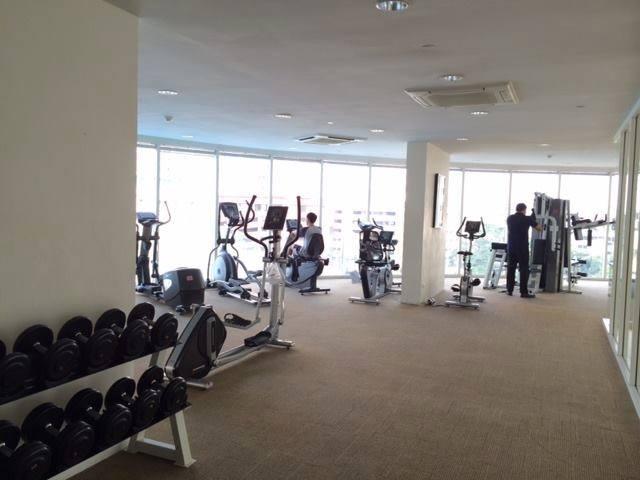 rent condo studio at Phaythai Rattewi ให้เช่าคอนโดหรู ห้องสตูดิโอ ราชเทวี 2