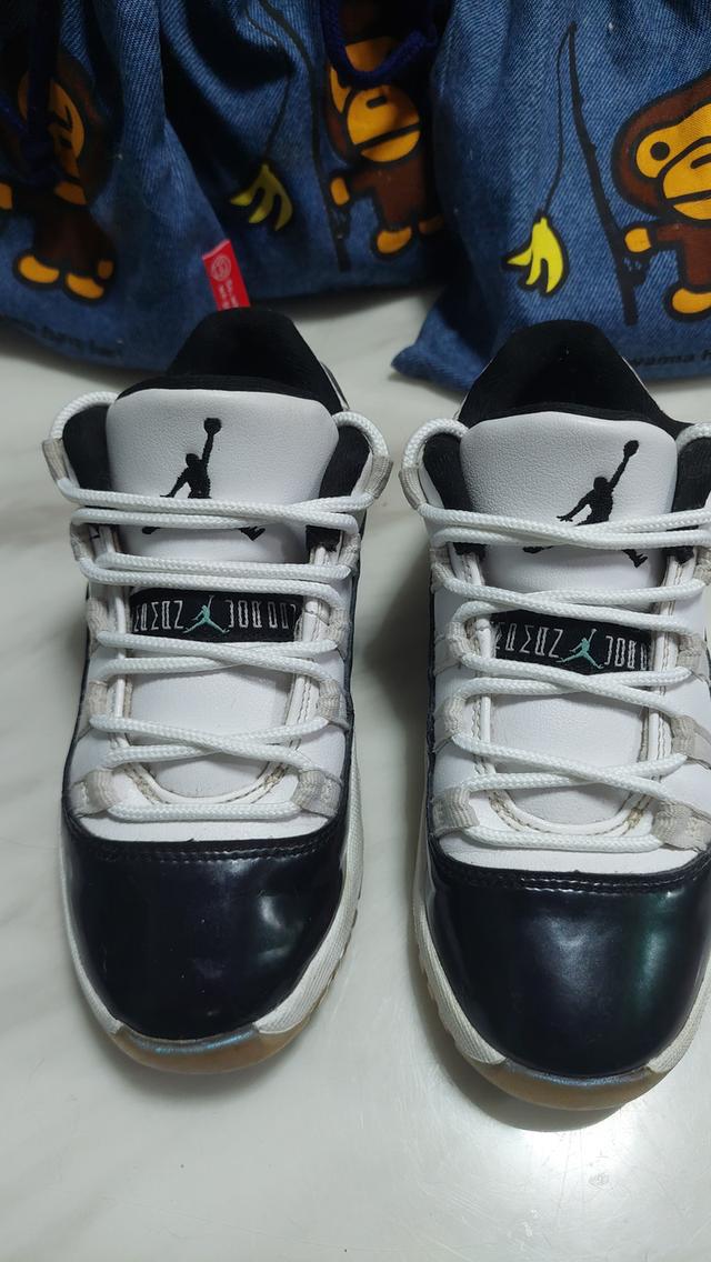 รองเท้าเด็ก Airjordan 11 retro low ของแท้