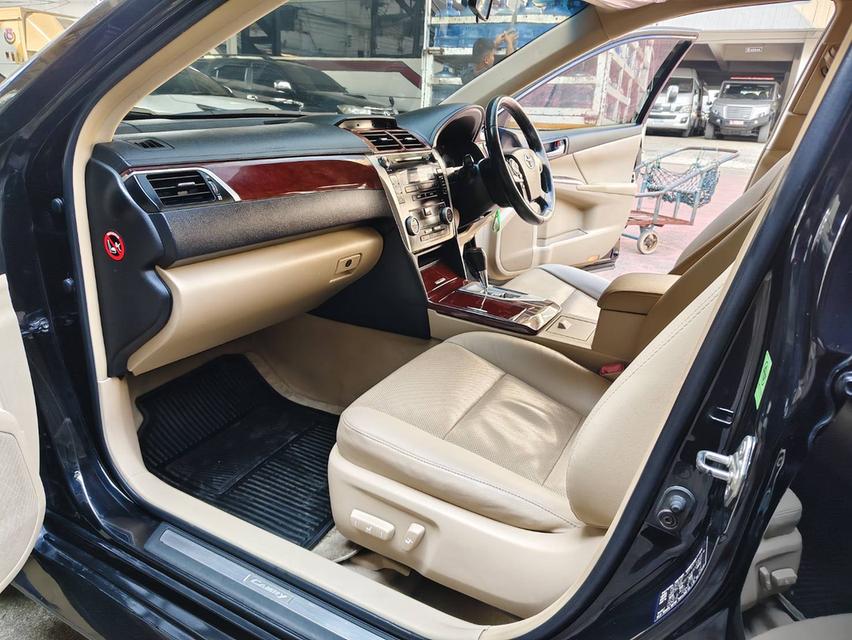 Toyota Camry 2.0G ปี 2012 10