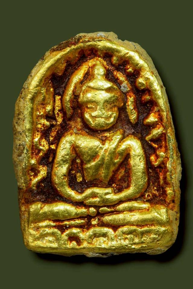 พระซุ้มกอเนื้อว่านหน้าทอง