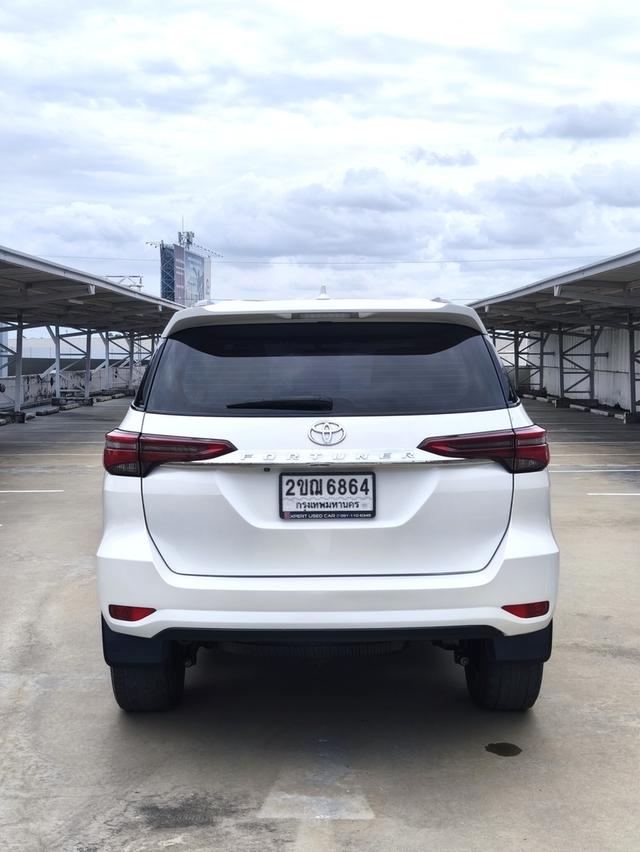 Toyota รุ่น : Fortuner 2.4 2WD รูปย่อยที่ 4