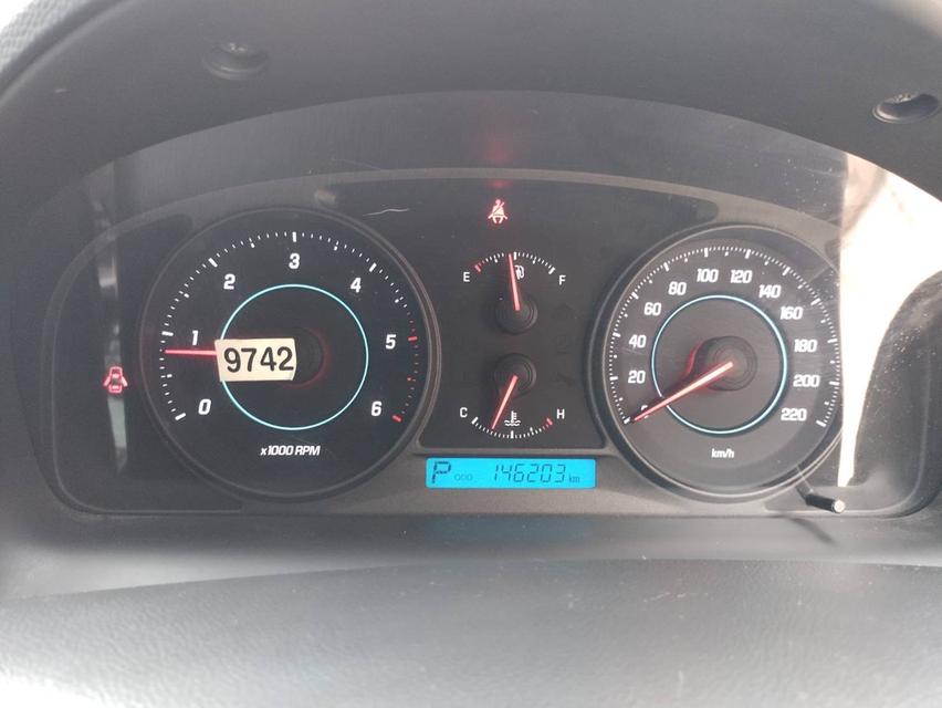 ขายรถยนต์ Chevrolet captiva 2.0 ดีเซลรุ่น limited สีขาวมุก ปี 2014 9
