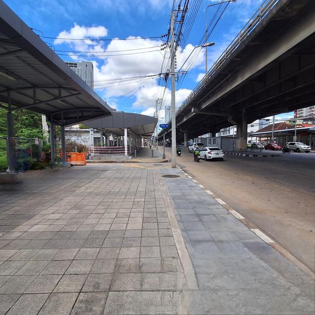 ที่ดินทำเลดีติดสถานีรถไฟฟ้าแยกลำสาลี 6