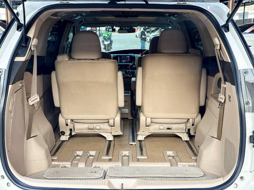 ขายรถ Toyota Estima 2.4G Wagon ปี 2013 สีขาว เกียร์ออโต้ รูปที่ 7