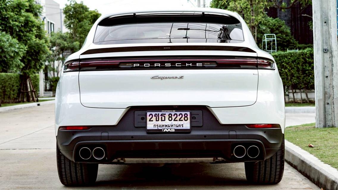 Cayenne S Coupe E-Hybrid (CKD) 8
