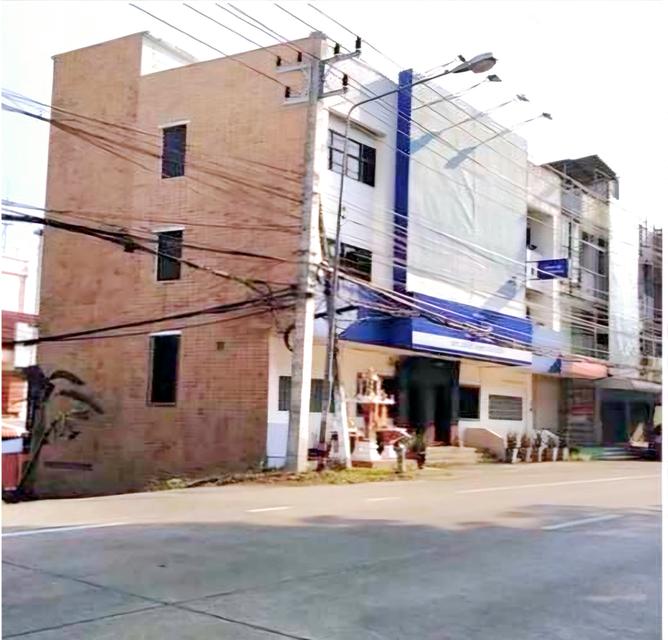 อาคารพาณิชย์ 4คูหา4ชั้น 7