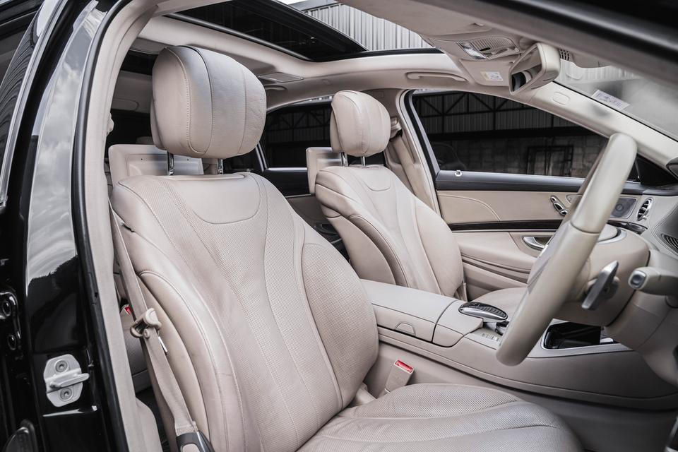 รหัสรถ 67GG5320 2016 BENZ S500e  โฉม W222 สีดำ แต่ง facelift  2