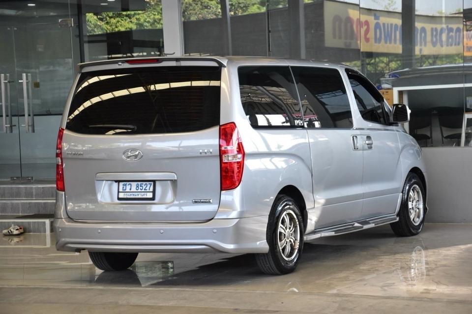 รหัส TKG8527 HYUNDAI H1 2.5 TOURING ปี 2016 2