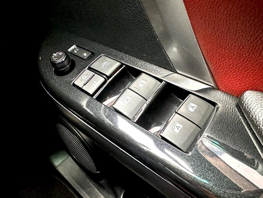 TOYOTA FORTUNER 2.4 LEGENDER ปี 2022 รูปที่ 19