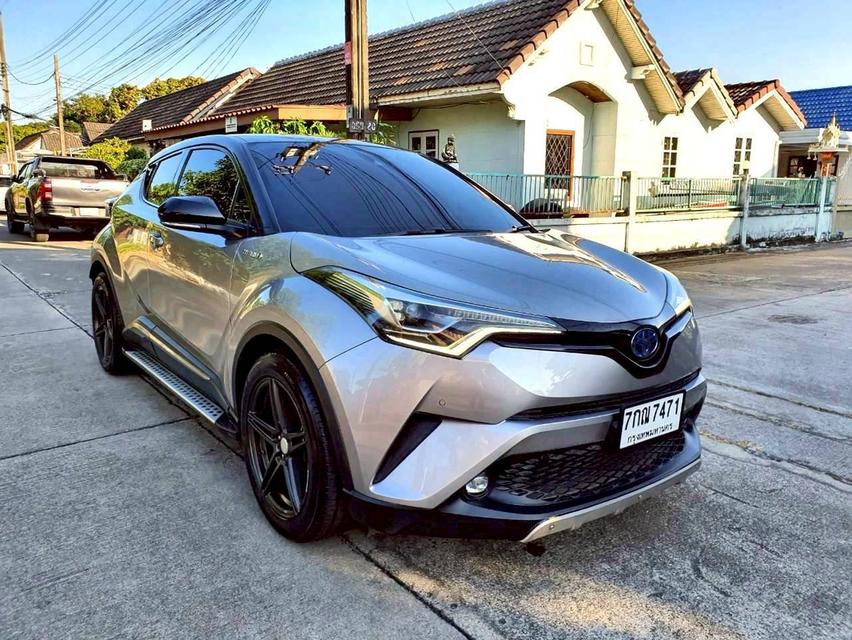 #TOYOTA C-HR 1.8 HYBRID HIGH ปี 2018 สีเทา-ดำ เกียร์ AT #รถมือเดียว #มีประกันภัยชั้น1 #รถเข้าศูนย์ตลอด 🌟 ราคา 449,000 บาท 🌟 เครดิตดีฟรีดา รูปที่ 5