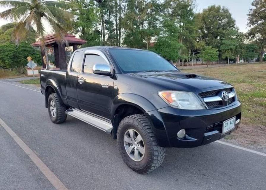 Toyota Hilux Vigo D4D สีดำ ปี 2005 มือ 2