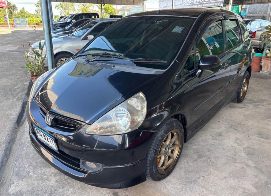 ขายด่วน Honda Jazz ปี 2004 