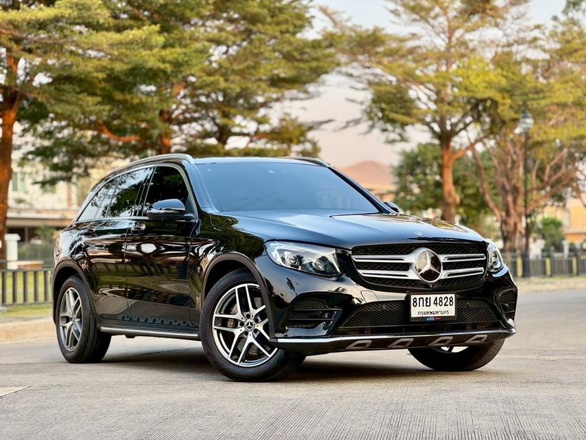 รหัสรถ AVA4828 🏆 Benz GLC250d AMG Dynamic 4matic ปี 2019 Top สุด Facelift รูปที่ 4