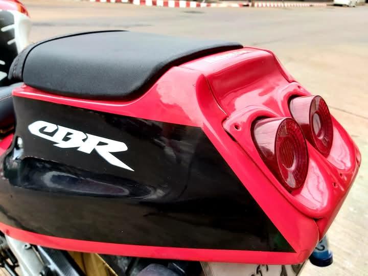 Honda CBR400 ปี 1989 9