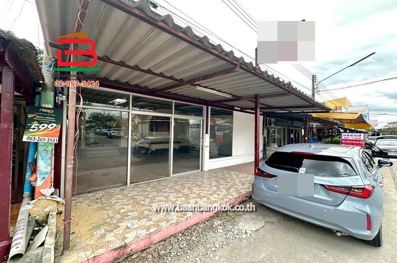 บ้านเดี่ยว หมู่บ้าน พรธิสาร 4 เนื้อที่ 32 ตรว. ถนนรังสิต-นครนายก ตำบลคลองหก อำเภอคลองหลวง จังหวัดปทุมธานี 7