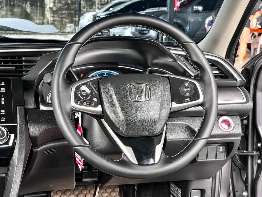 ขาย Honda Civic 1.8EL ปี18 11