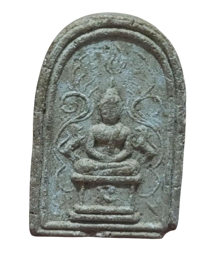 พระซุ้มเถาวัลย์เลื้อย เนื้อผงน้ำมัน วัดชนะสงคราม กรุงเทพมหานคร