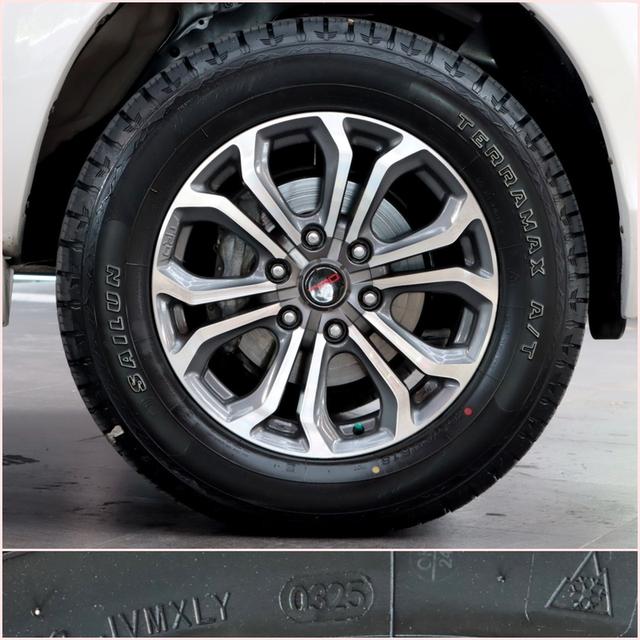TOYOTA FORTUNER 3.0 TRD Sportivo 4WD ปี2015 รถสายลุย รถบ้านแท้ 6