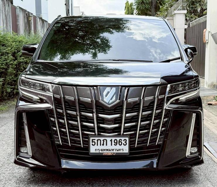 Toyota Alphard SC Package ปี 2017