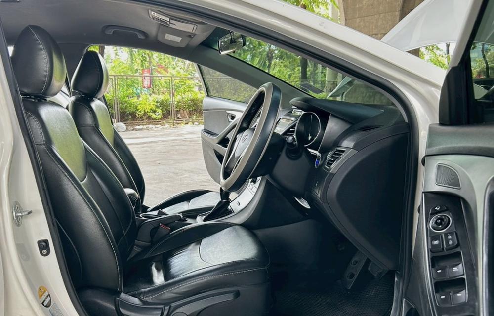 Hyundai Elantra 1.8 GLE Auto ปี 2014  6