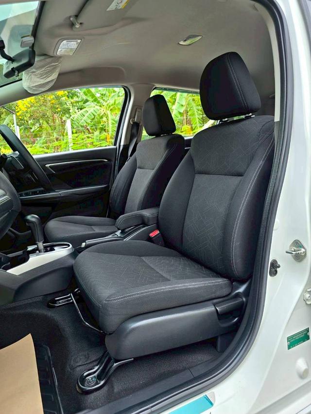 HONDA JAZZ 1.5 SV ปี 15 รูปที่ 11