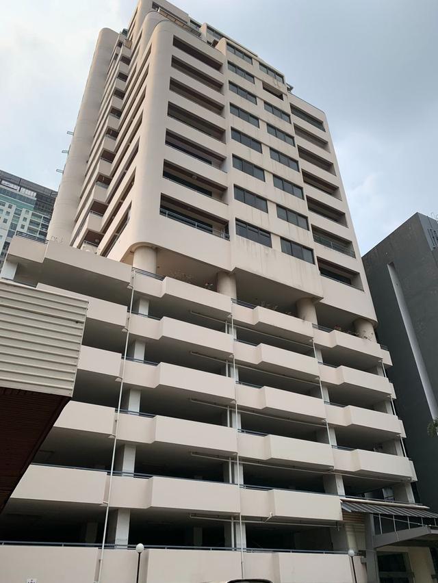คอนโด 1