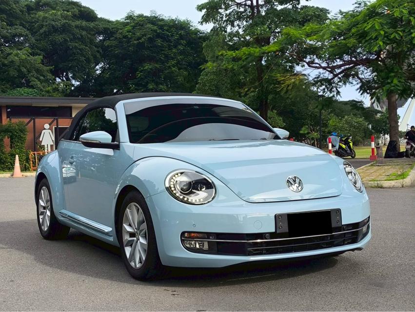 รถเข้าใหม่! VOLKSWAGEN BEETLE 1.4 TSI CABRIOLET ปี 2013 (แท้) สีฟ้า Denim Blue 4