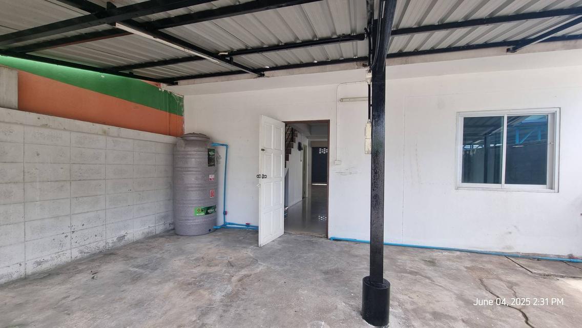 อาคารพาณิชย์ทำเลการค้า กลางเมืองชลบุรี 4