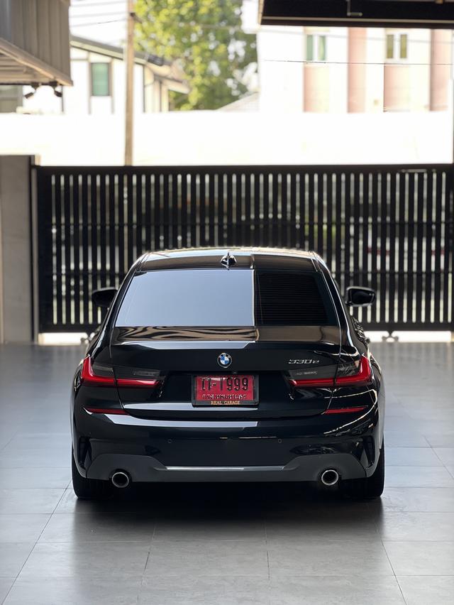 BMW 330e M Sport 2021 12