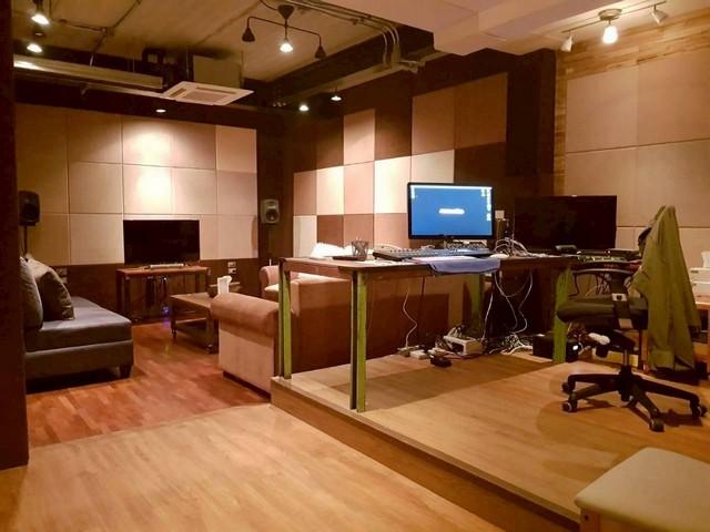 ให้เช่า โฮมออฟฟิศ พื้นที่อาคาร 3 ชั้น ย่านทาวน์อินทาวน์ 11 ศรีวรา เหมาะทำธุรกิจ ออฟฟิศ สตูดิโอ พร้อมเฟอร์นิเจอร์ 11