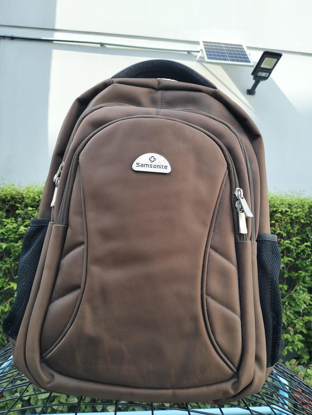 กระเป๋าเป้ Samsonite มือสอง กระเป๋าที่เราซื้อมาใช้เอง สีน้ำตาล มีช่องใส่ของหลายช่อง แบ็คแพ็ค 2-3 คืนได้สบายๆ รูปที่ 9