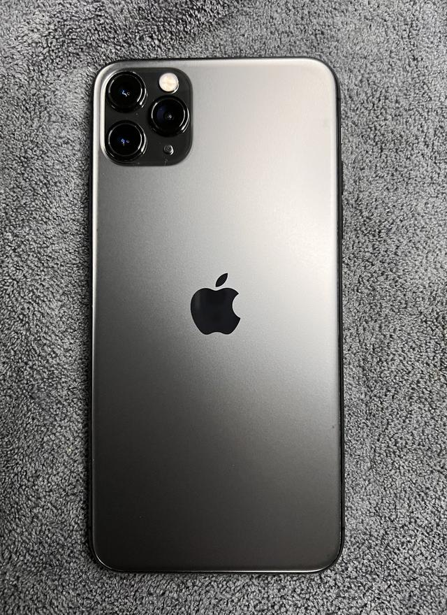 iPhone 11 Pro Max 256 GB Space Gray 2