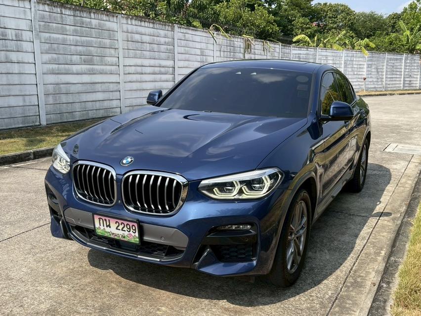 BMW X4 xDrive20d M-Sport 2022 สีน้ำเงิน มีวารันตีเหลือ ราคาดีมาก