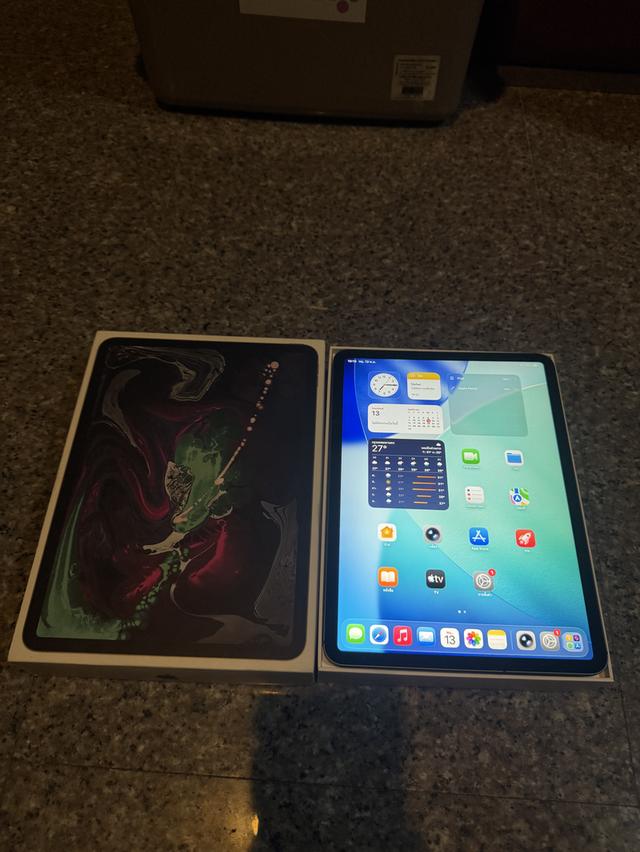 ขายๆๆๆถูกๆๆiPadPro11นิ้วสีSpace Gray 256กิ๊กWifi Celluer ใส่ซิมได้มีกล่องอีมี่ตรงสูนTrueสภาพสวยๆเครื่องใช้งานดีทุกๆฟังชั่นเครื่องรีสโตได้ตลอดไม่มีติดไ
