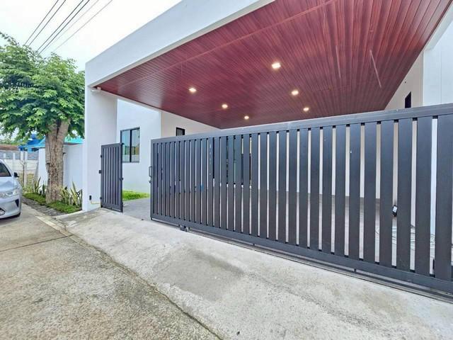 ขายบ้านเดี่ยวสร้างใหม่พร้อมสระว่ายน้ำ ใกล้โรงเรียนนานาชาติรีเจ้นท์ ใกล้ขอบอ่างมาบประชัน ตำบล โป่ง อำเภอบางละมุง ชลบุรี 2