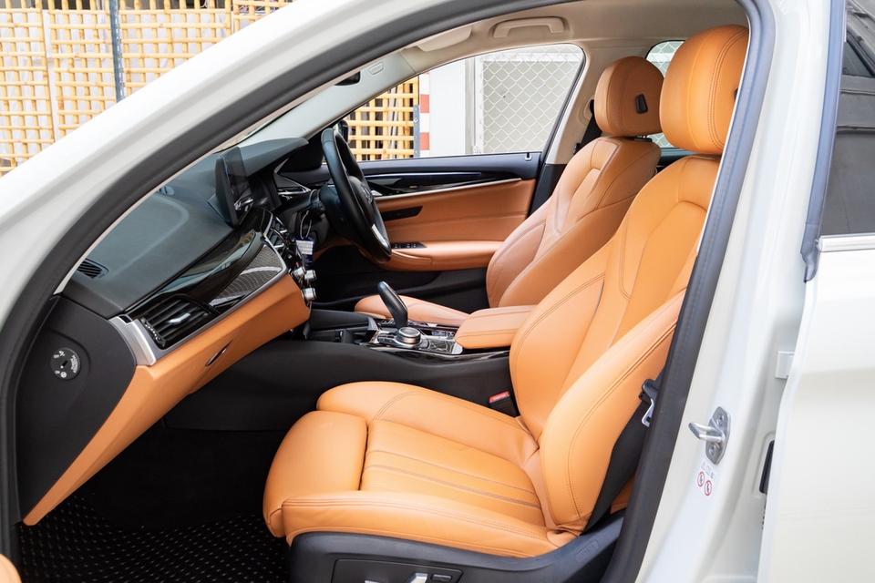 BMW 530e Elite LCI G30 yr. 2022 รูปที่ 8