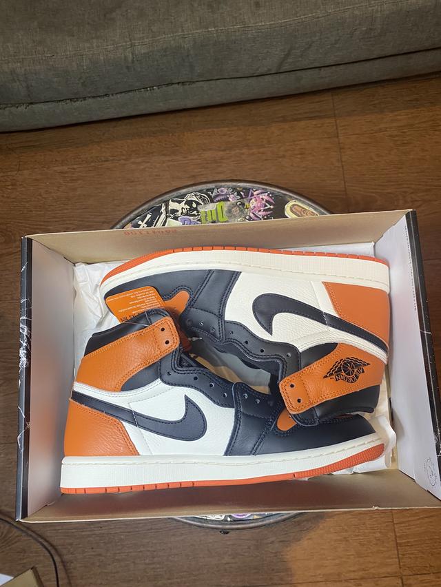 AIR JORDAN1 RETRO HIGH OGSHATTERED BLACKBOARD āļĢāļđāļāļāļĩāđ 5