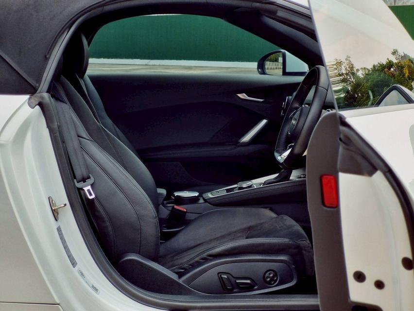 Audi TT 45TFSI Roadster ปี 2022 ไมล์ 22,xxx km. รูปที่ 8