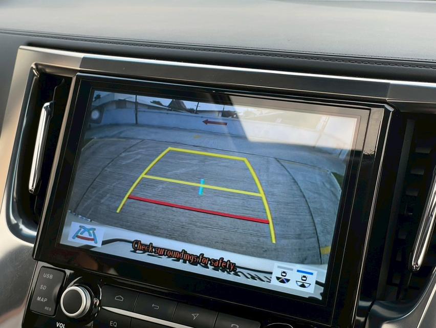  . Toyota Alphard 2.5 SC Package MNC 2020 จด 2021 • Mileage: 65,000 km 19